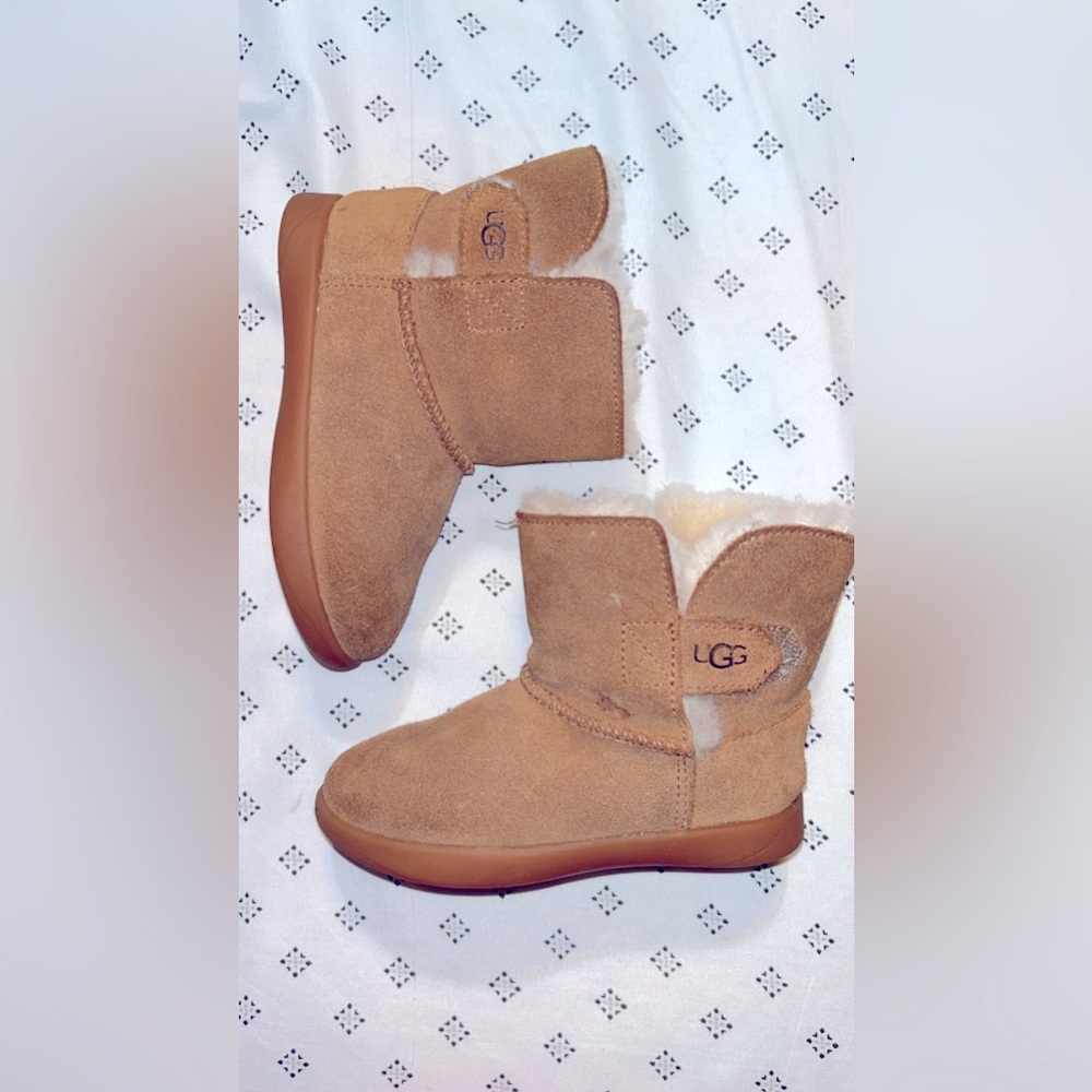 Toddler Girls Uggs